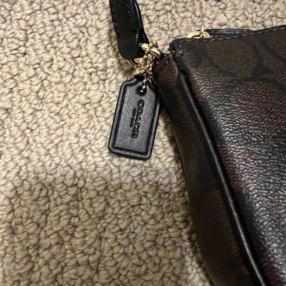 Nolita 19 In Signature Canvas Black Brown - Picture 5 of 8